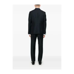 Traje