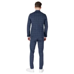 Traje a Cuadros con Cuello de Solapa