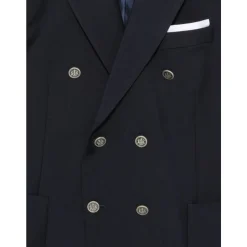 Traje Cruzado