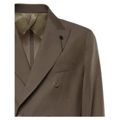 Traje Cruzado