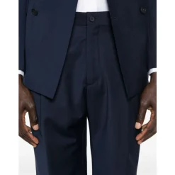 Traje cruzado