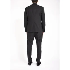 Traje cruzado
