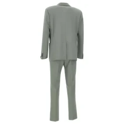 Traje cruzado