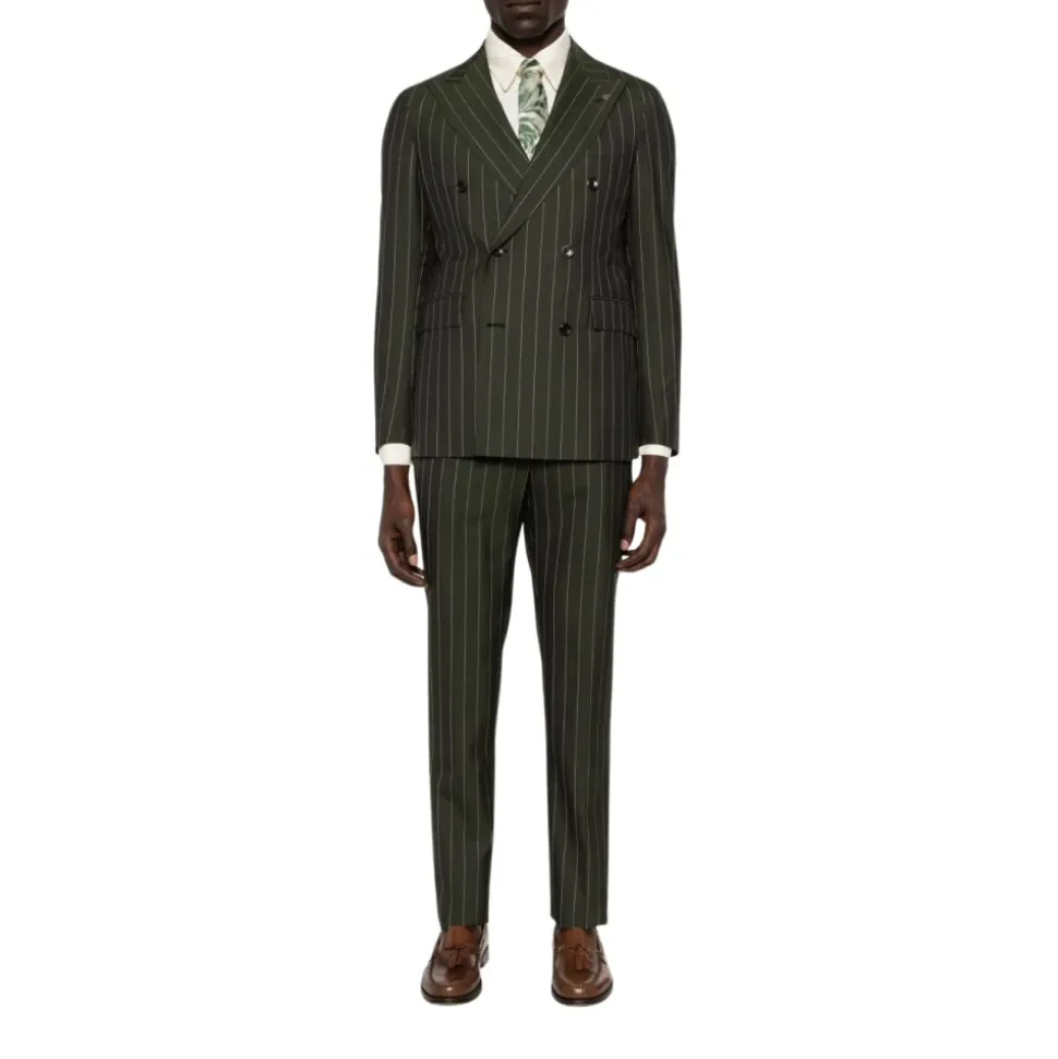 Traje cruzado
