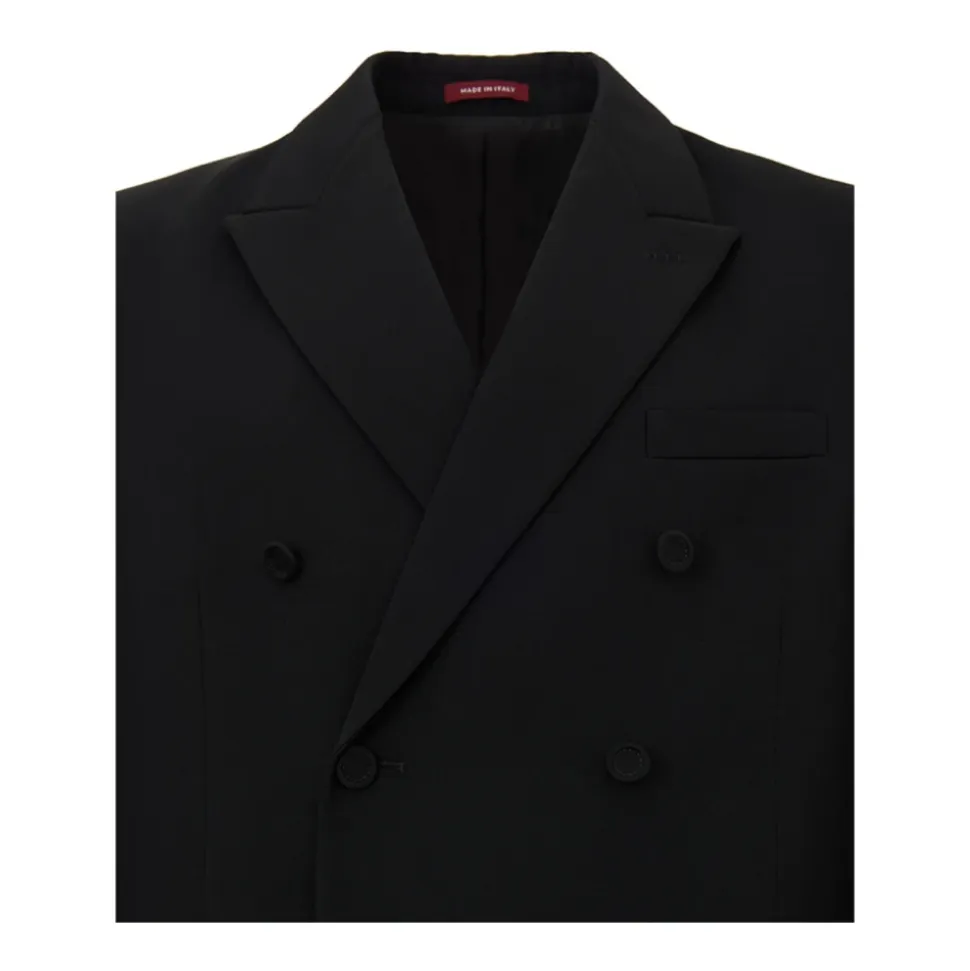 Traje de doble botonadura en negro