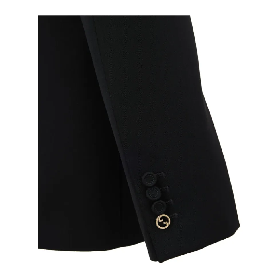 Traje de doble botonadura en negro