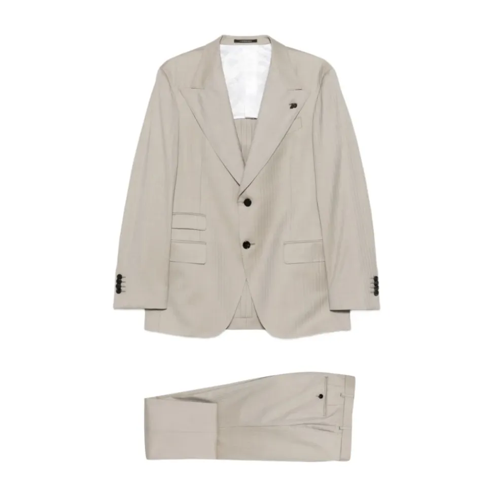 Traje de espiga