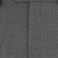 Traje de lana con piel de tiburón