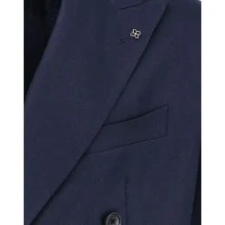 Traje de lino