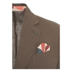 Traje de una hilera de botones