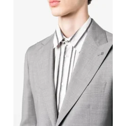 Traje de un Botón