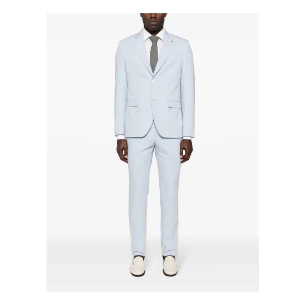 Traje de un solo pecho
