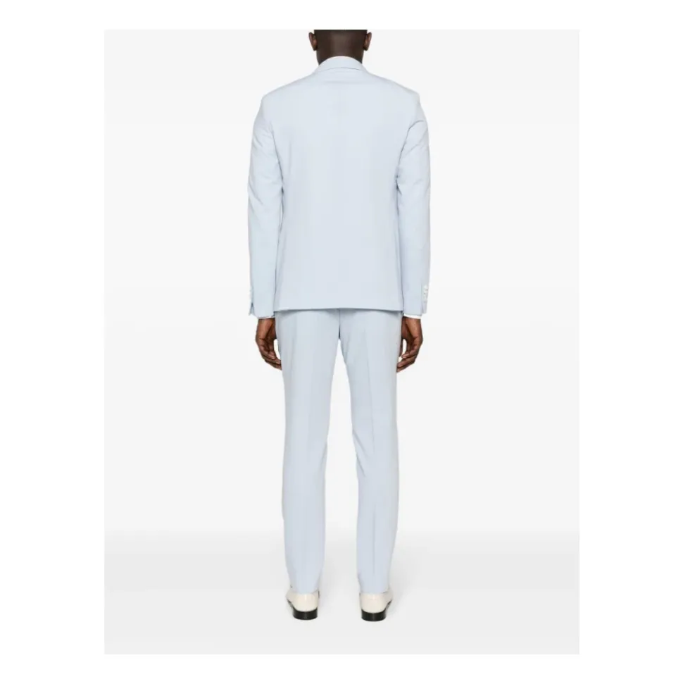 Traje de un solo pecho