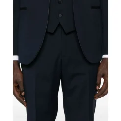 Traje de un solo pecho
