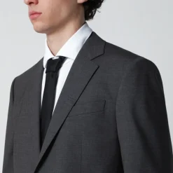 Traje París