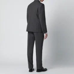 Traje París