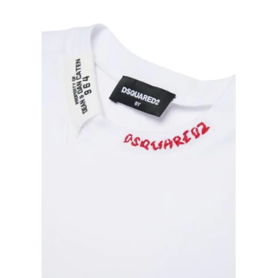 T-shirt con ricamo