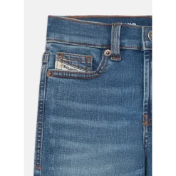 Vaqueros Corte Slim