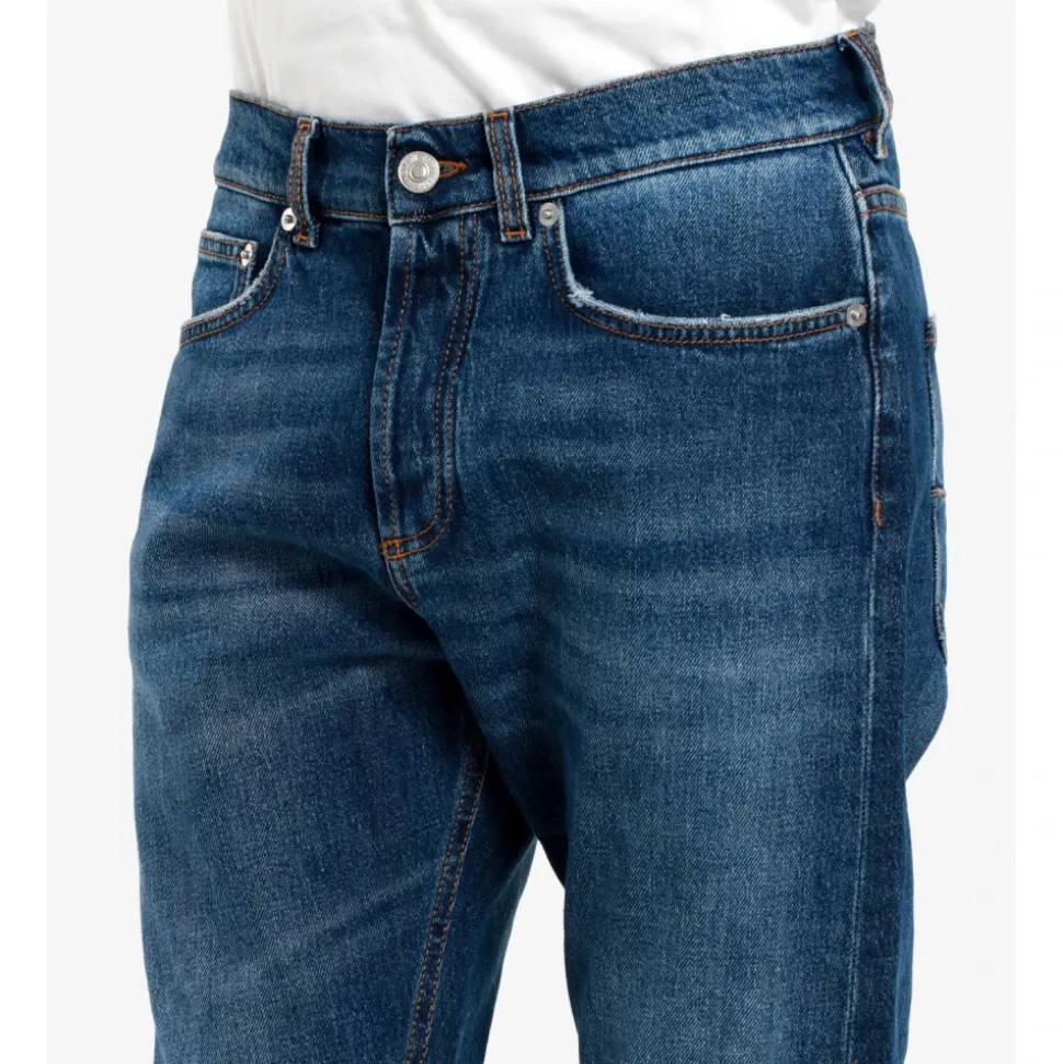 Vaqueros de corte slim