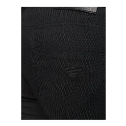 Vaqueros Slim Fit J06 Negros