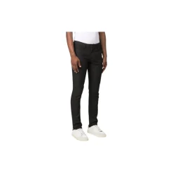 Vaqueros Slim Fit J06 Negros