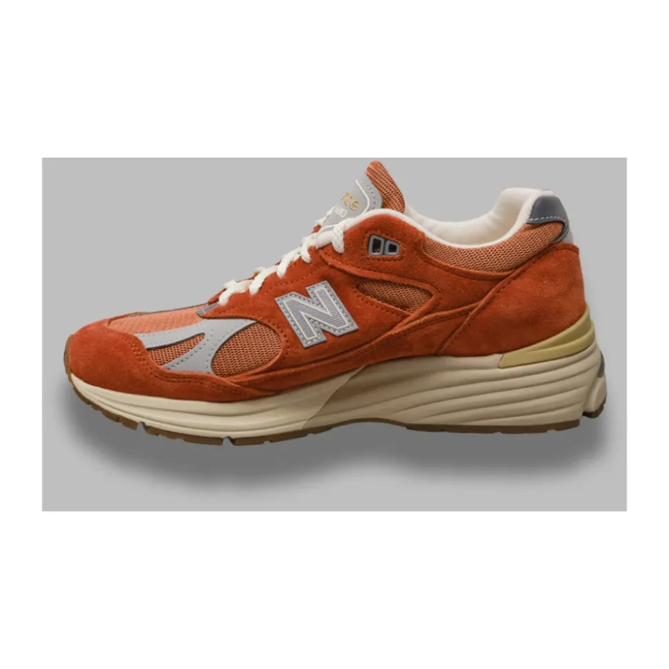 991v2 Sneaker