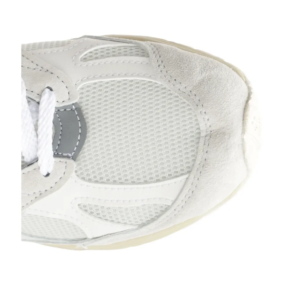991 V2 Sneakers