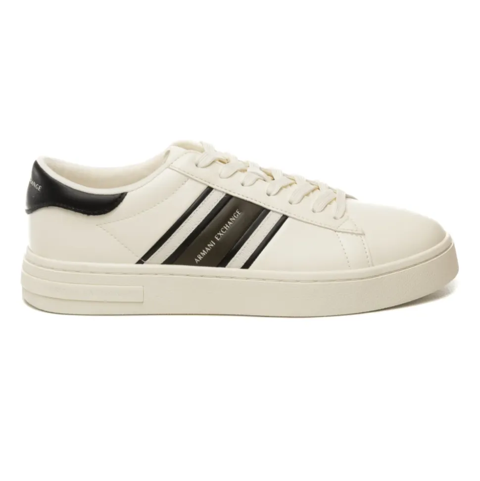 Zapatilla Baja con Rayas Laterales