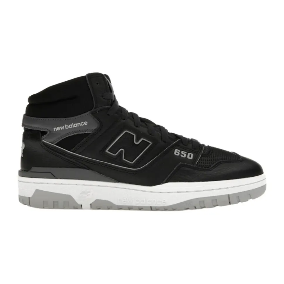 Zapatilla de caña alta 650