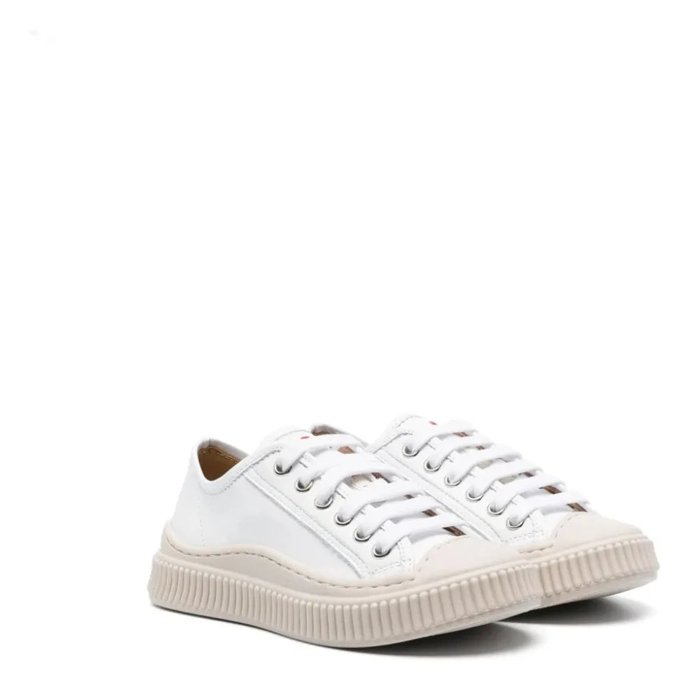 Zapatillas Blancas de Cuero Punta Redonda Suela de Goma