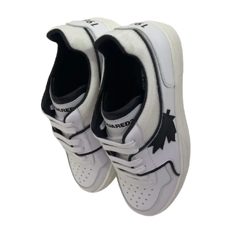 Zapatillas blancas para niños