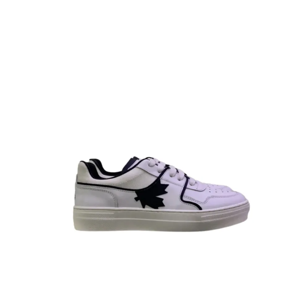 Zapatillas blancas para niños
