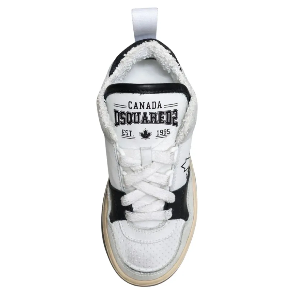 Zapatillas con acabado desgastado