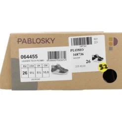 Zapatillas con velcro para niños activos