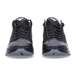 Zapatillas de Baloncesto LeBron XIX Low