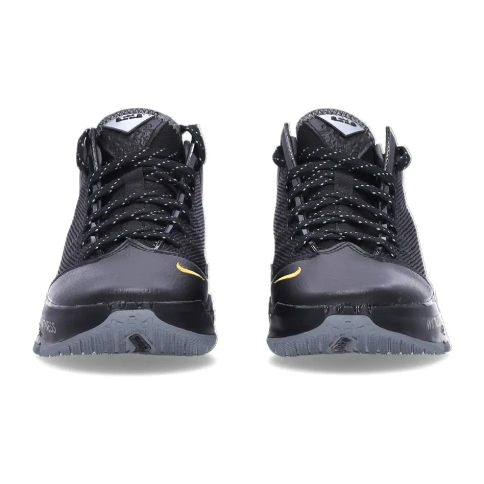 Zapatillas de Baloncesto LeBron XIX Low