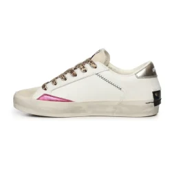 Zapatillas de Cuero con Detalles Metálicos