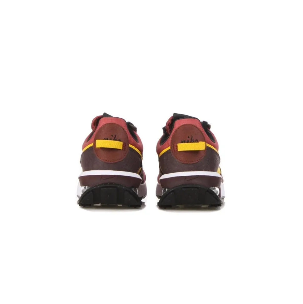 Zapatillas Low Cedar con detalles en color Polen