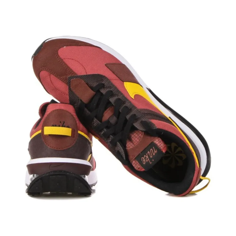 Zapatillas Low Cedar con detalles en color Polen