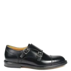 Zapato de cuero negro con doble hebilla