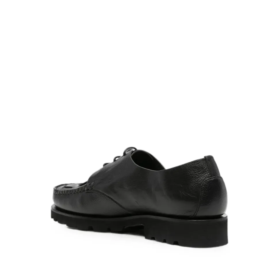 Zapato deportivo con cordones Colom