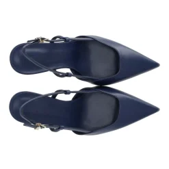 Zapato de tacón de piel azul