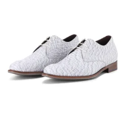 Zapato de vestir con cordones