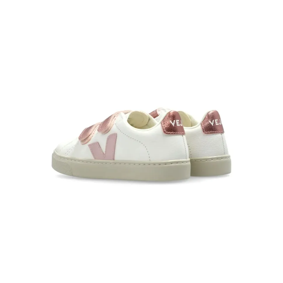 Zapatos Blancos con Cierre de Tira y Suela Plana de Goma