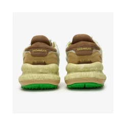 Zapatos de exterior elegantes para aventuras