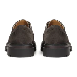 Zapatos derby marrones con decoración de rosetón