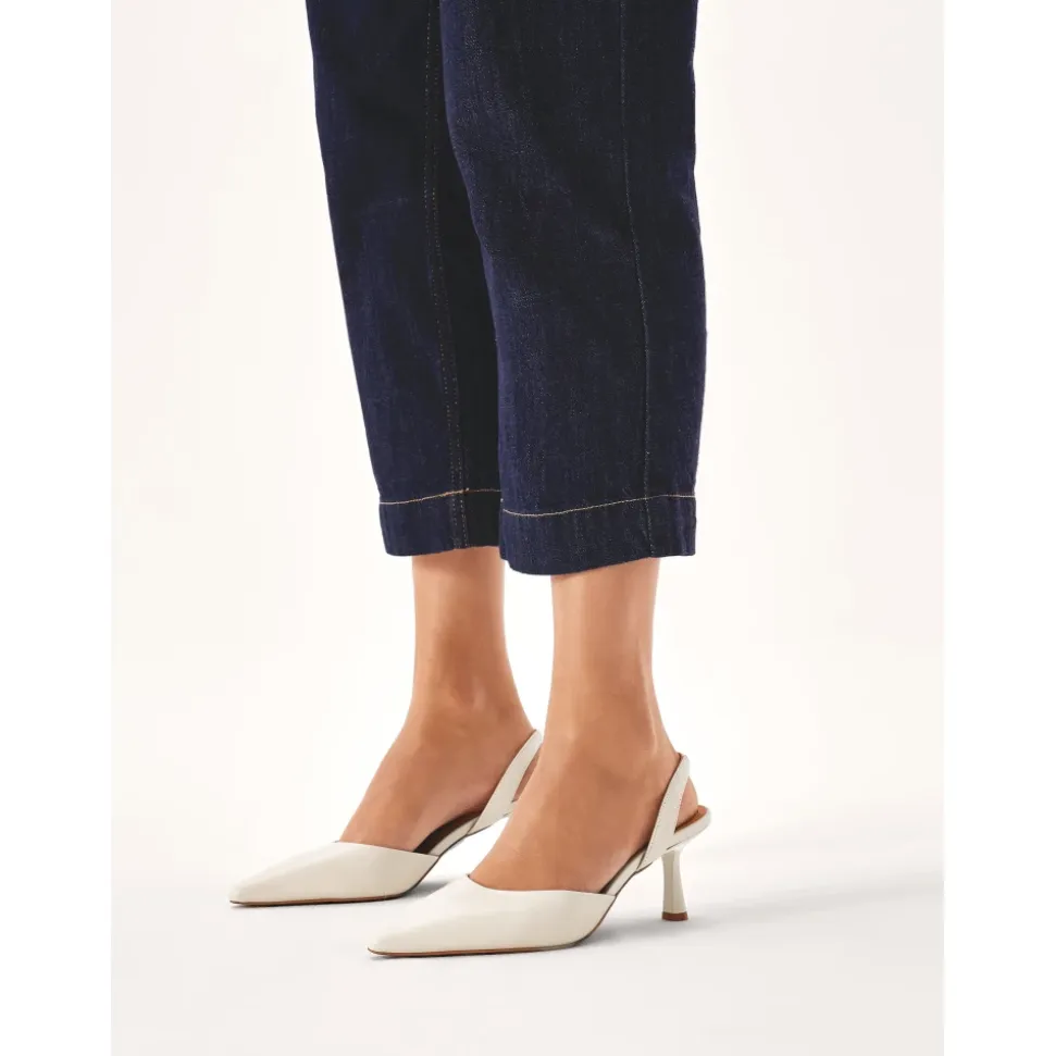 Zapatos de tacón con recortes y parte superior abierta y talones descubiertos