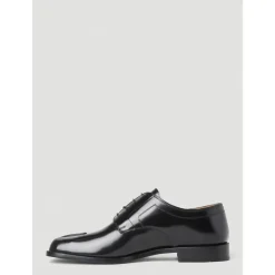 Zapatos Tabi de cuero pulido con cordones