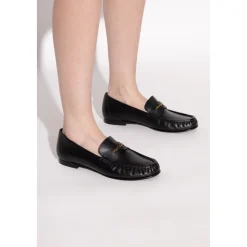 Zapatos tipo loafers