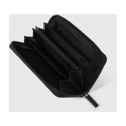 Zip-around women’s wallet with four dividers